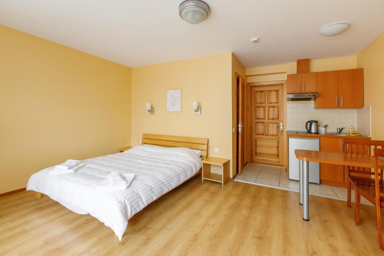 Viesbutis Prie Fontano Hotel Паланга Екстериор снимка