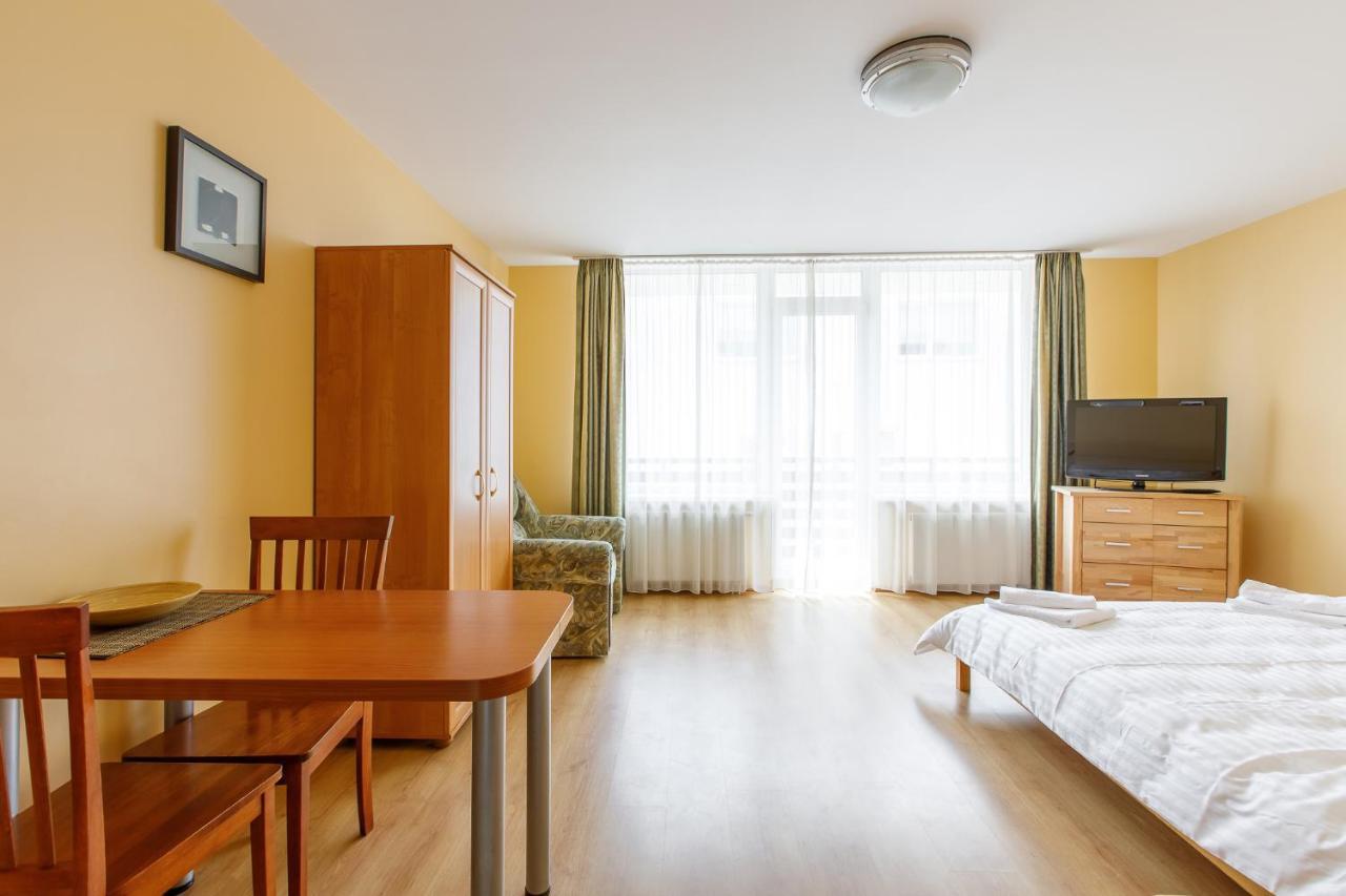 Viesbutis Prie Fontano Hotel Паланга Екстериор снимка