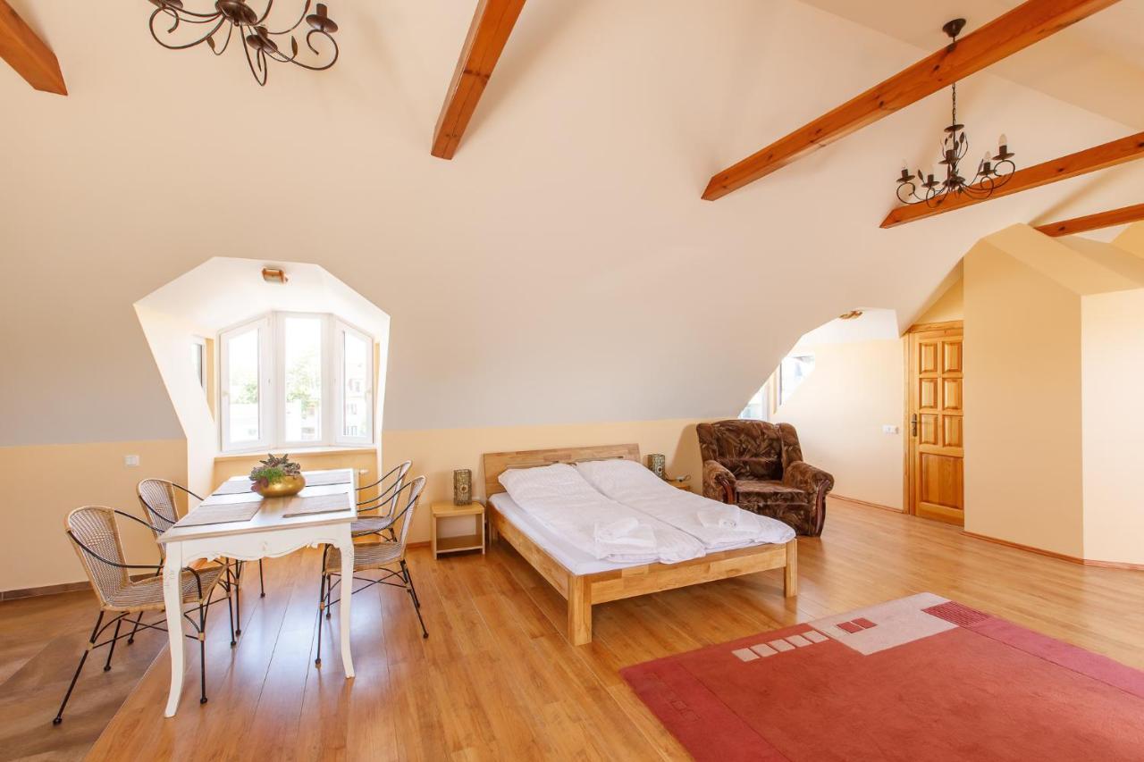 Viesbutis Prie Fontano Hotel Паланга Екстериор снимка