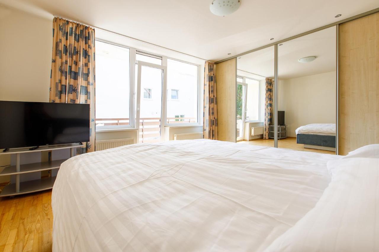 Viesbutis Prie Fontano Hotel Паланга Екстериор снимка