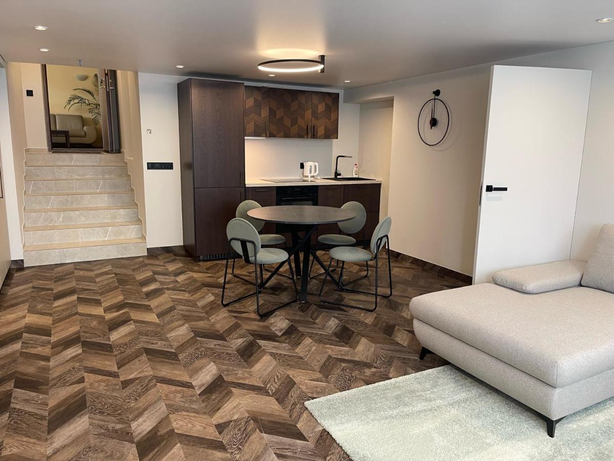 Viesbutis Prie Fontano Hotel Паланга Екстериор снимка