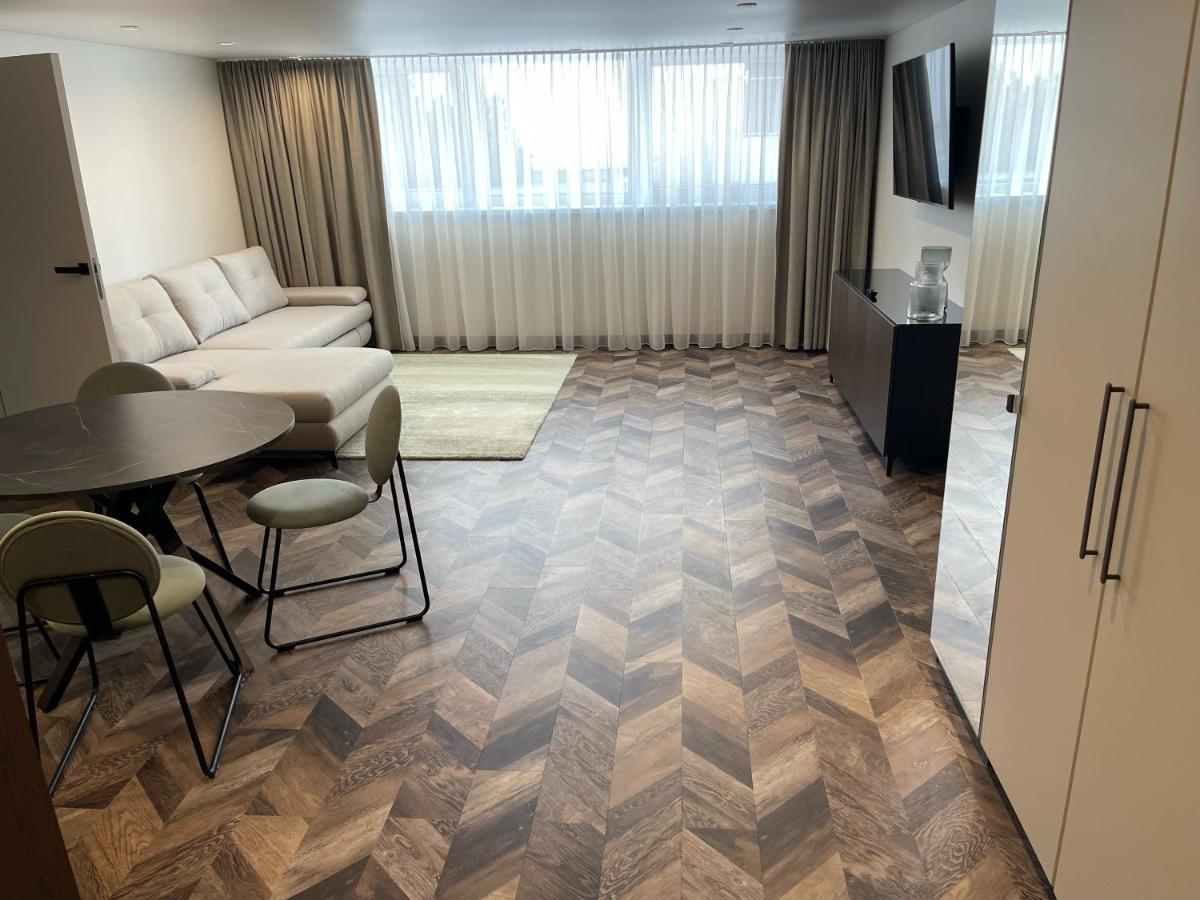 Viesbutis Prie Fontano Hotel Паланга Екстериор снимка